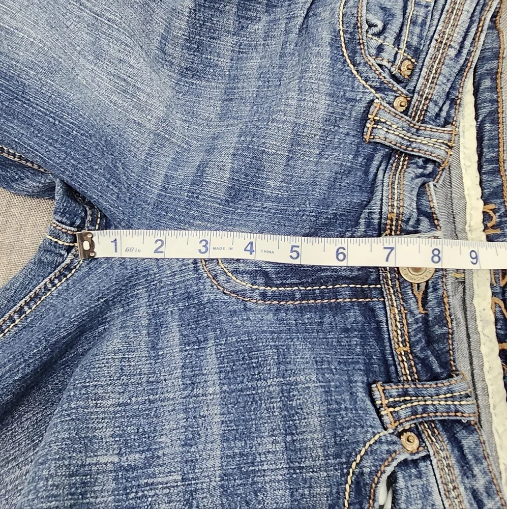 Rue21 Slim Boot Medium Wash Denim Jeans. Size 9/10 R - Picture 7 of 10
